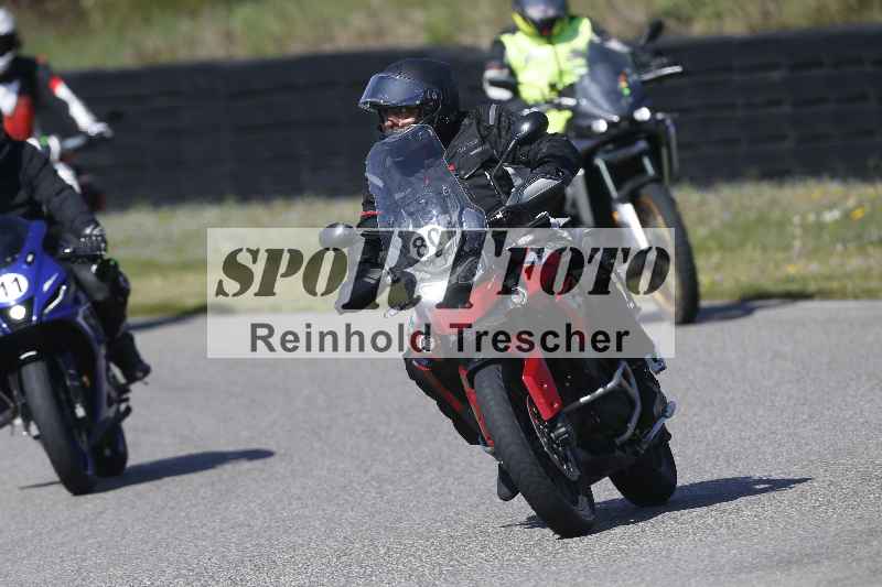 /01 02.04.2026 MAZ ADR/Gruppe gelb Gruppe gruen/80